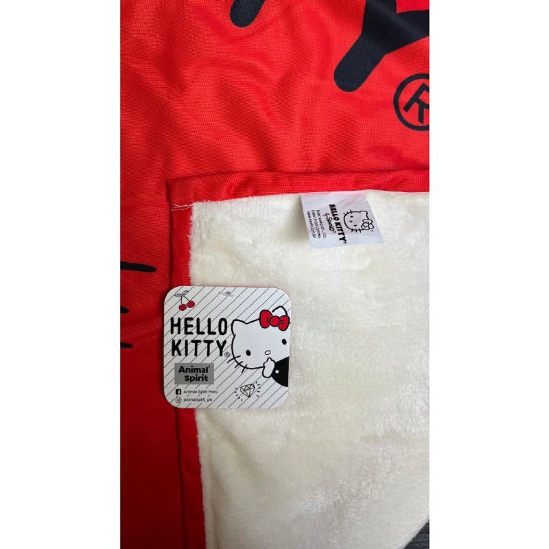 HK Manta roja 4
